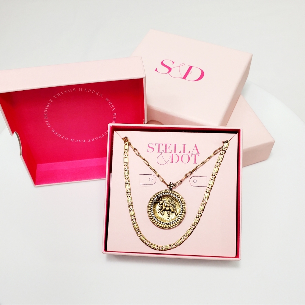 STELLA & DOT  - Heritage Coin Pendant with Layered Chains